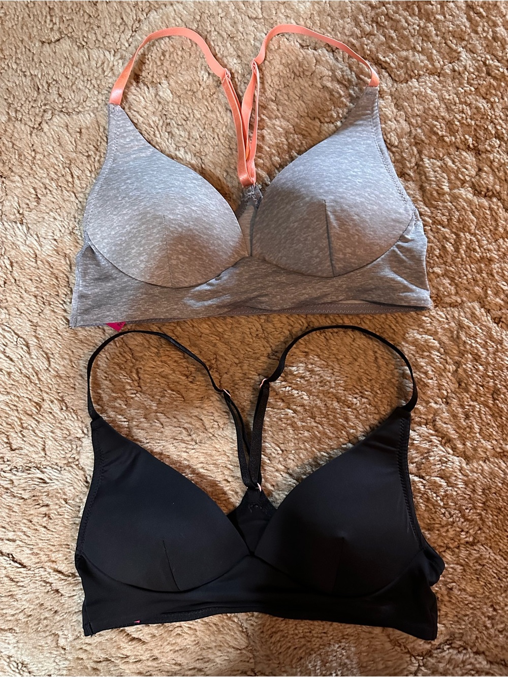 Wireless Racerback T-Shirt Bra - Gray & Black Sz. M A set of two